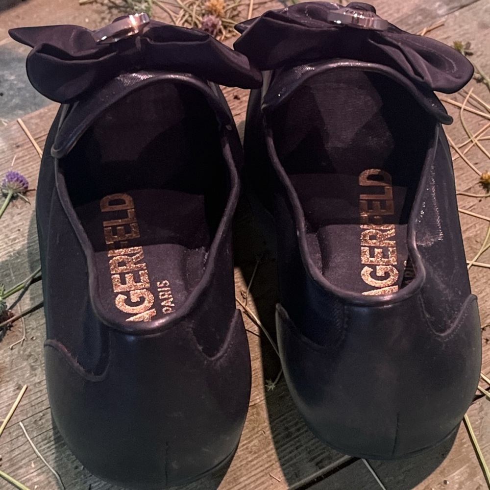 Karl Lagerfeld Paris Women’s Vasilisa Bow Mesh Slip-on Flats with Gold Accent - Picture 6 of 8